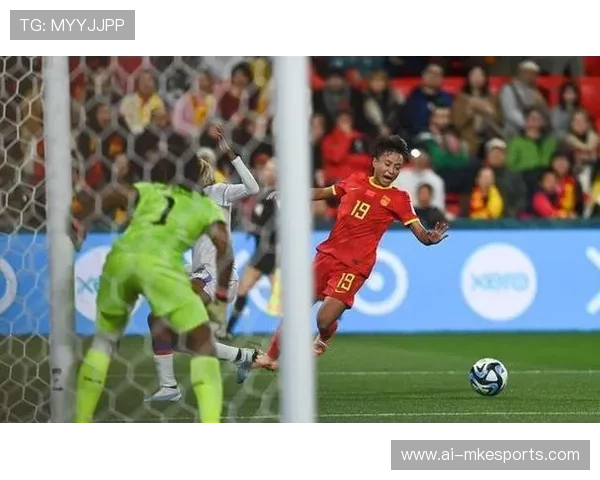 足球精神引领风潮展现球星风采与拼搏精神共谱胜利华章